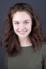 Julia Scarlett Dan