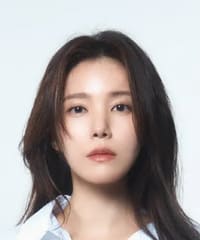 Jung Shi Ah