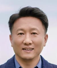 Fang  Zi Bin