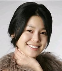 Min Ji A