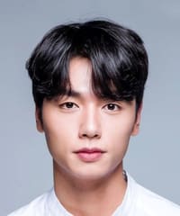 Jang Yeon Woo