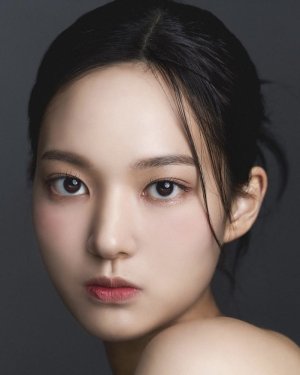 Lee Yoon Seo