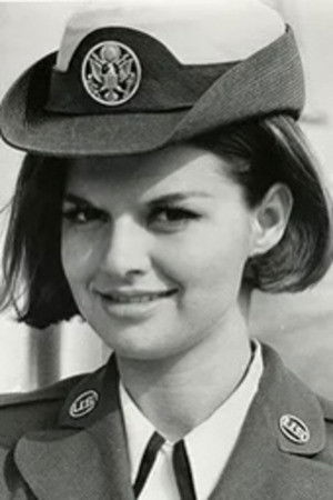 Luree Holmes