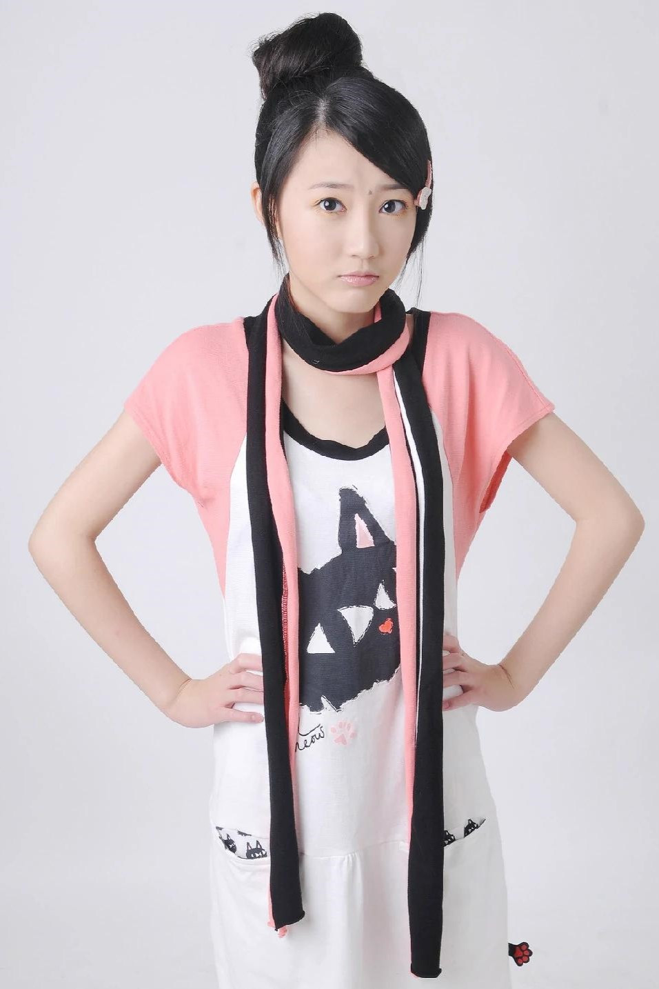 Mo Shi-ni