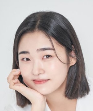 Shin Hye Ji