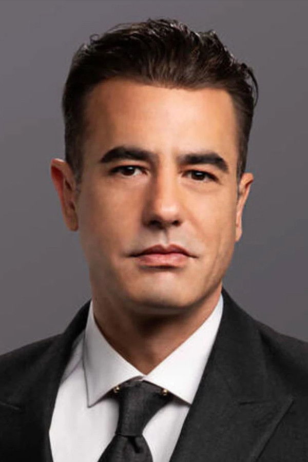 Tayanç Ayaydın