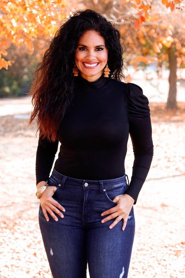 Nikki Jones Curtis