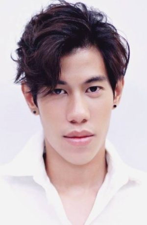 Pharaoh Thamrong Cunpisut